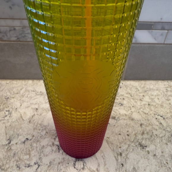 Starbucks 2022 Summer collection Venti 24 oz Cold Cup Tumbler yellow & pink‎ - Picture 7 of 7